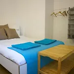 ホステル Villahouse Carnide *