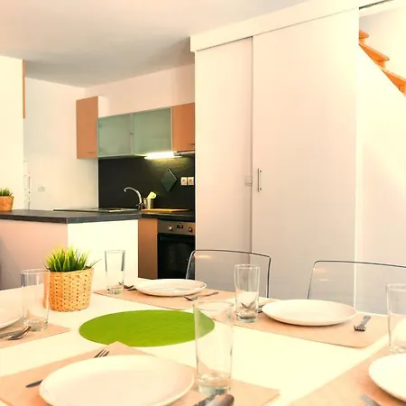 Villahouse Carnide Albergue *
