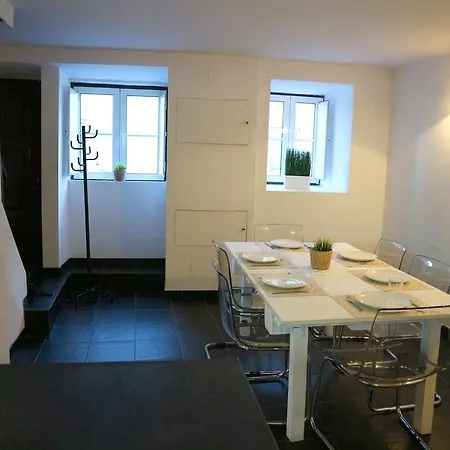 Albergue Villahouse Carnide *