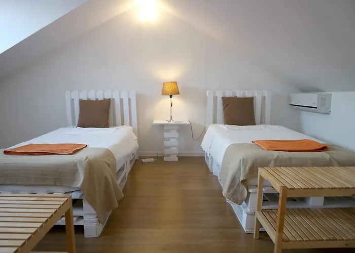 Vandrarhem Villahouse Carnide